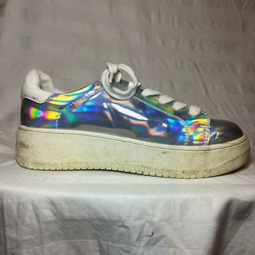 Steve Madden JROCKAWY Kids Holographic Silver Platform Sneakers Size 3M